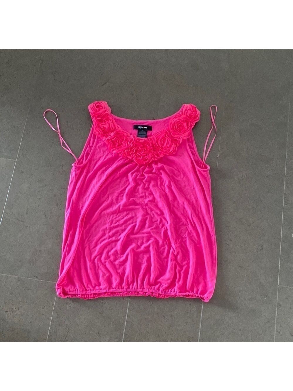 Style and Co tank size small